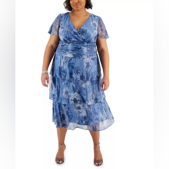 Women's Clothing (368) - Picture 1 of 6